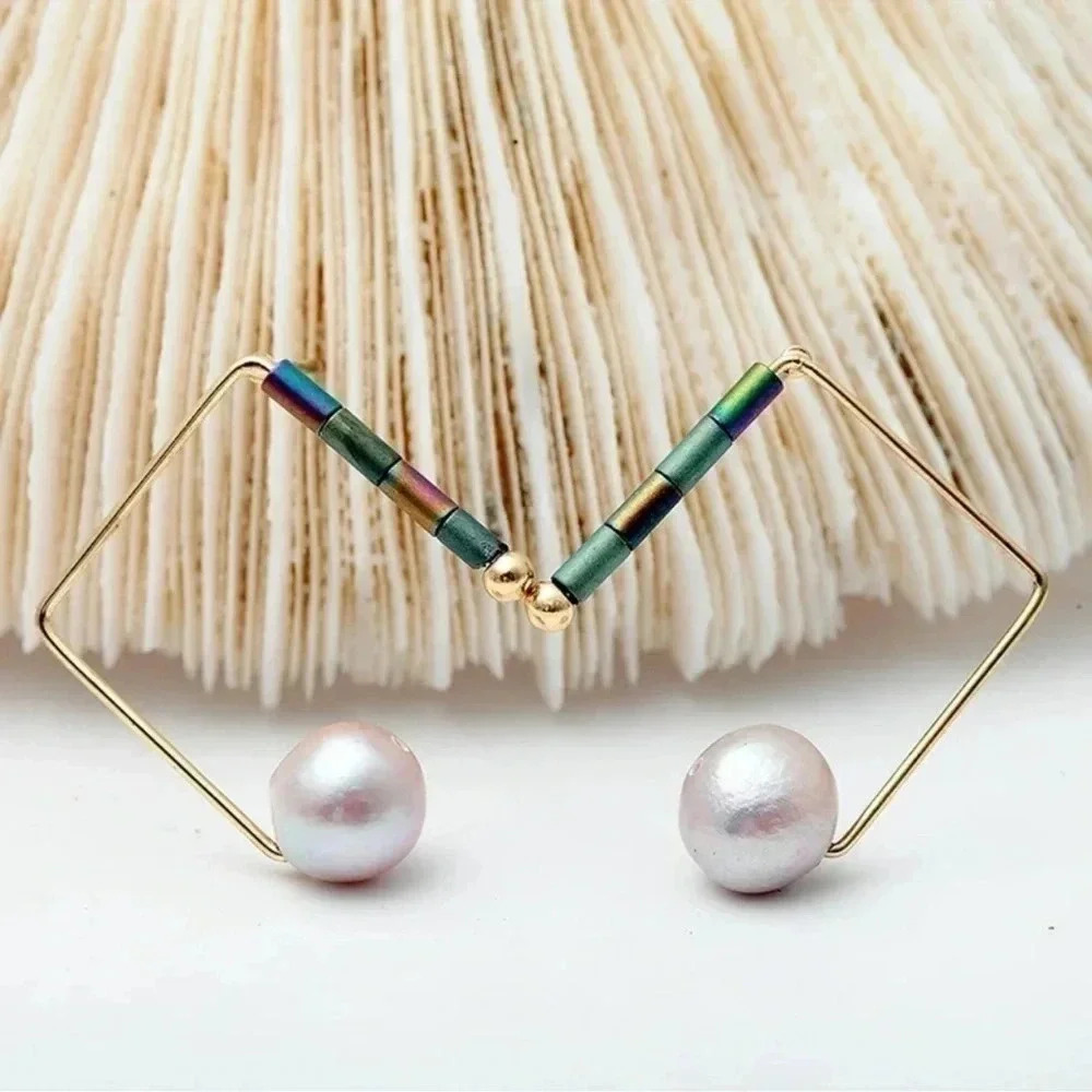 Pearl Stud Earrings Hematite Summer Beach Shell